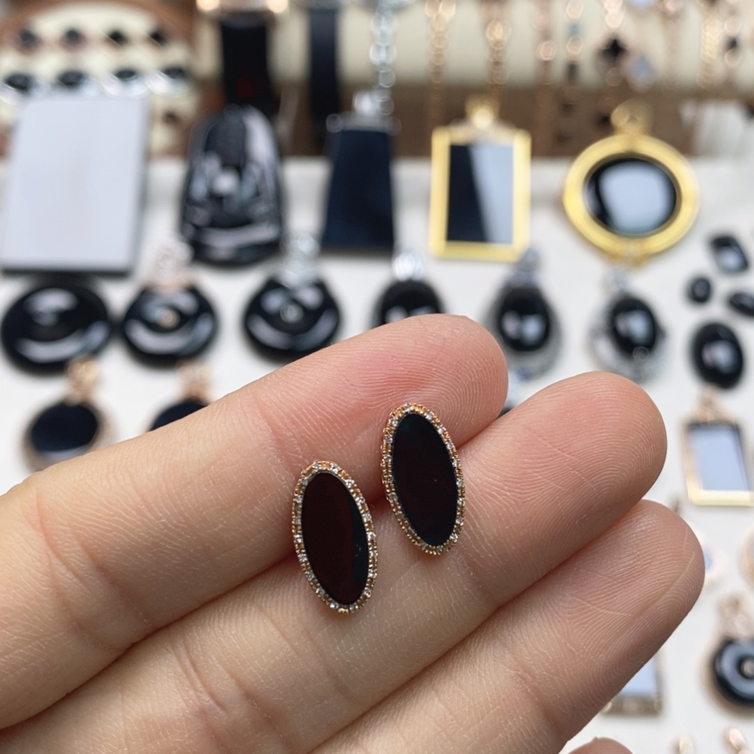 翡翠18K金镶嵌耳饰