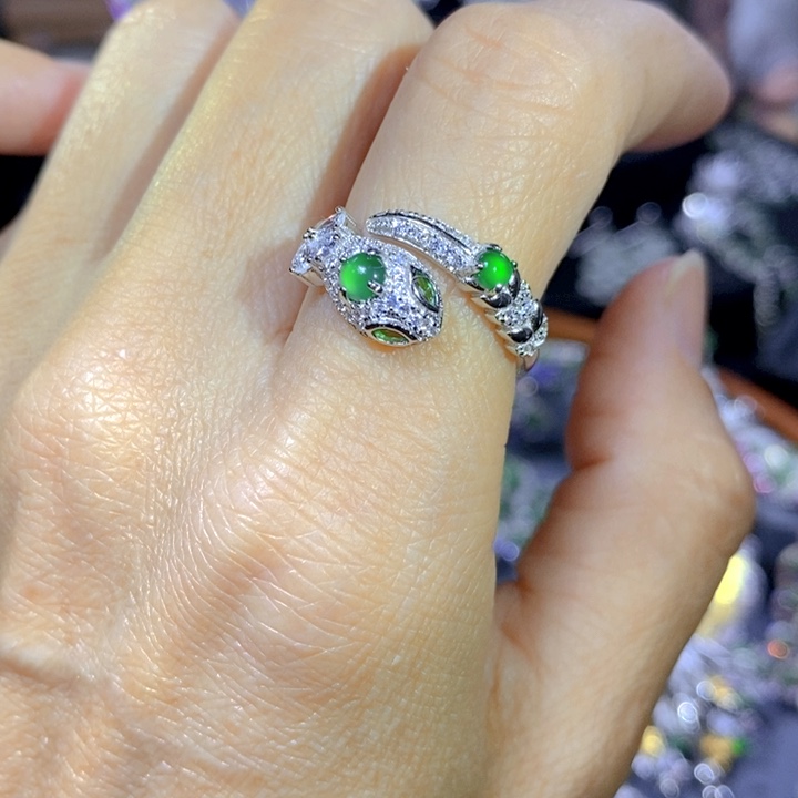 翡翠戒指银S925镶嵌天然翡翠