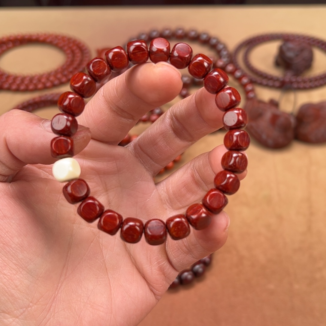 檀香紫檀（小叶紫檀）手串/手链图*0.8小方糖，900