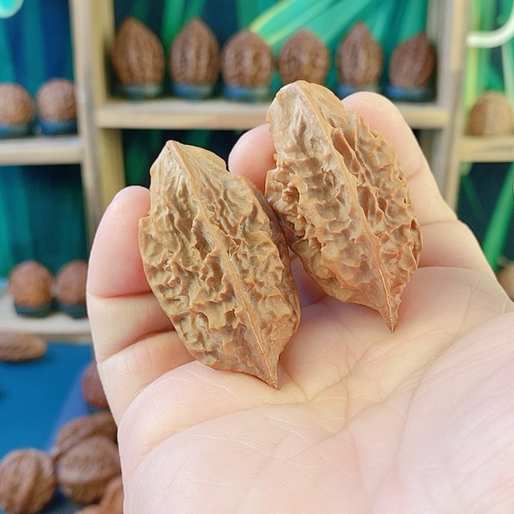 吊坠文玩核桃052龙骨锤52高