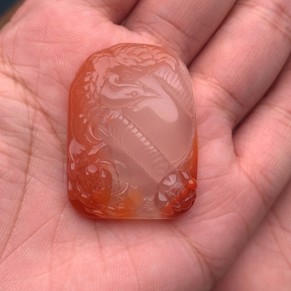 【闪购商品】南红玛瑙珠宝奇石未镶嵌青*?