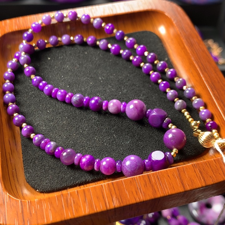 苏纪石（舒俱来）项链18K金镶嵌