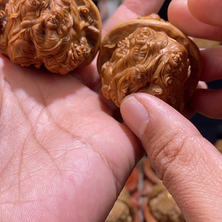 核桃把件玉****走纯手工雕刻文玩核桃