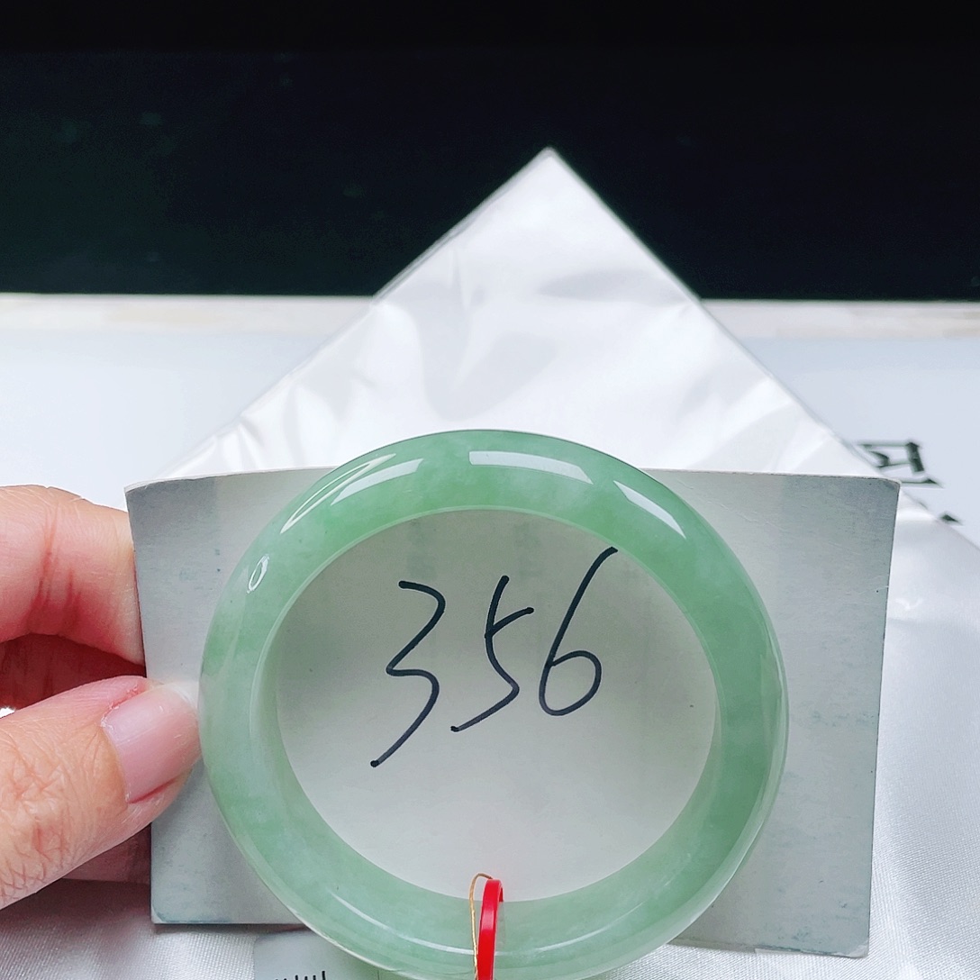 翡翠未镶嵌手镯缅甸翡翠53