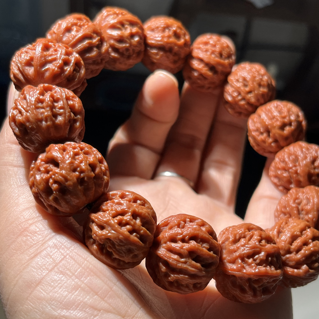 红麒麟 飞抵桩磨盘凹底 粗筋深纹满筋满纹 油性足骨质压手