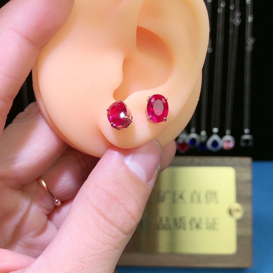 红宝石耳饰银S925镶嵌