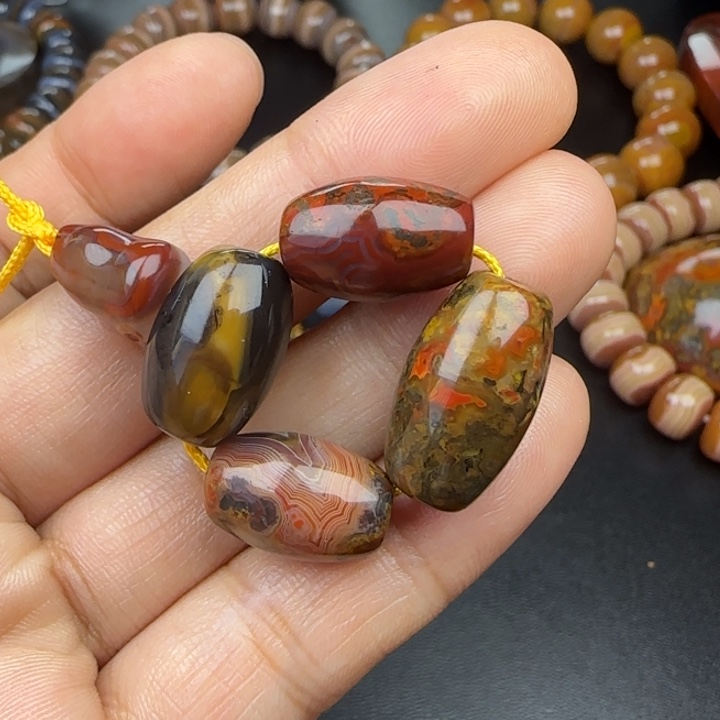 玛瑙/玉髓未镶嵌原矿玛瑙项链牌子