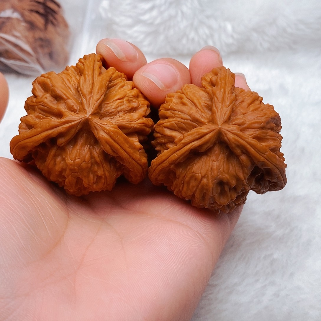 已***置吊坠文玩核桃三棱