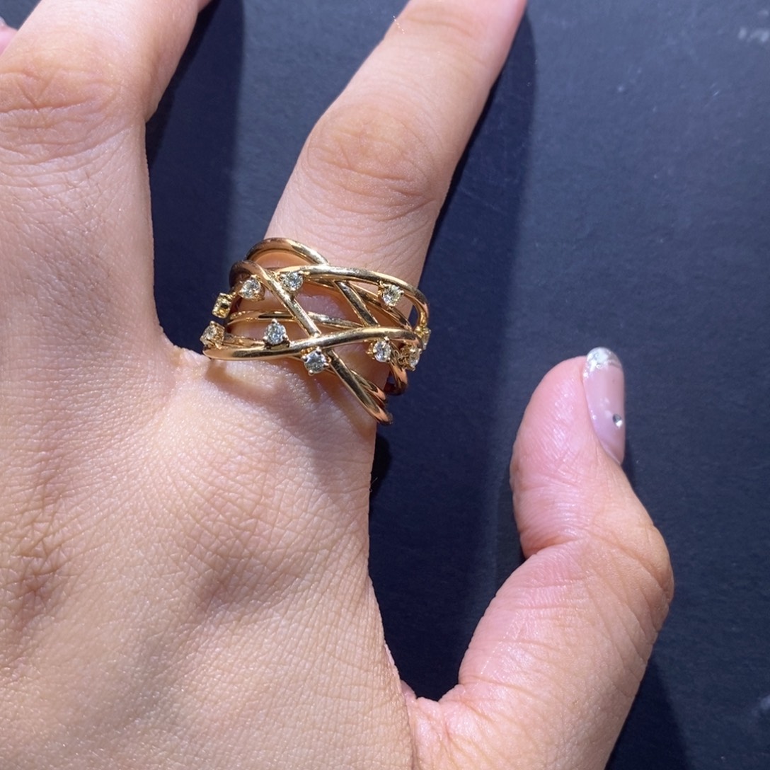 戒指/指环钻石18K金镶嵌k黄藤蔓缠绕戒指