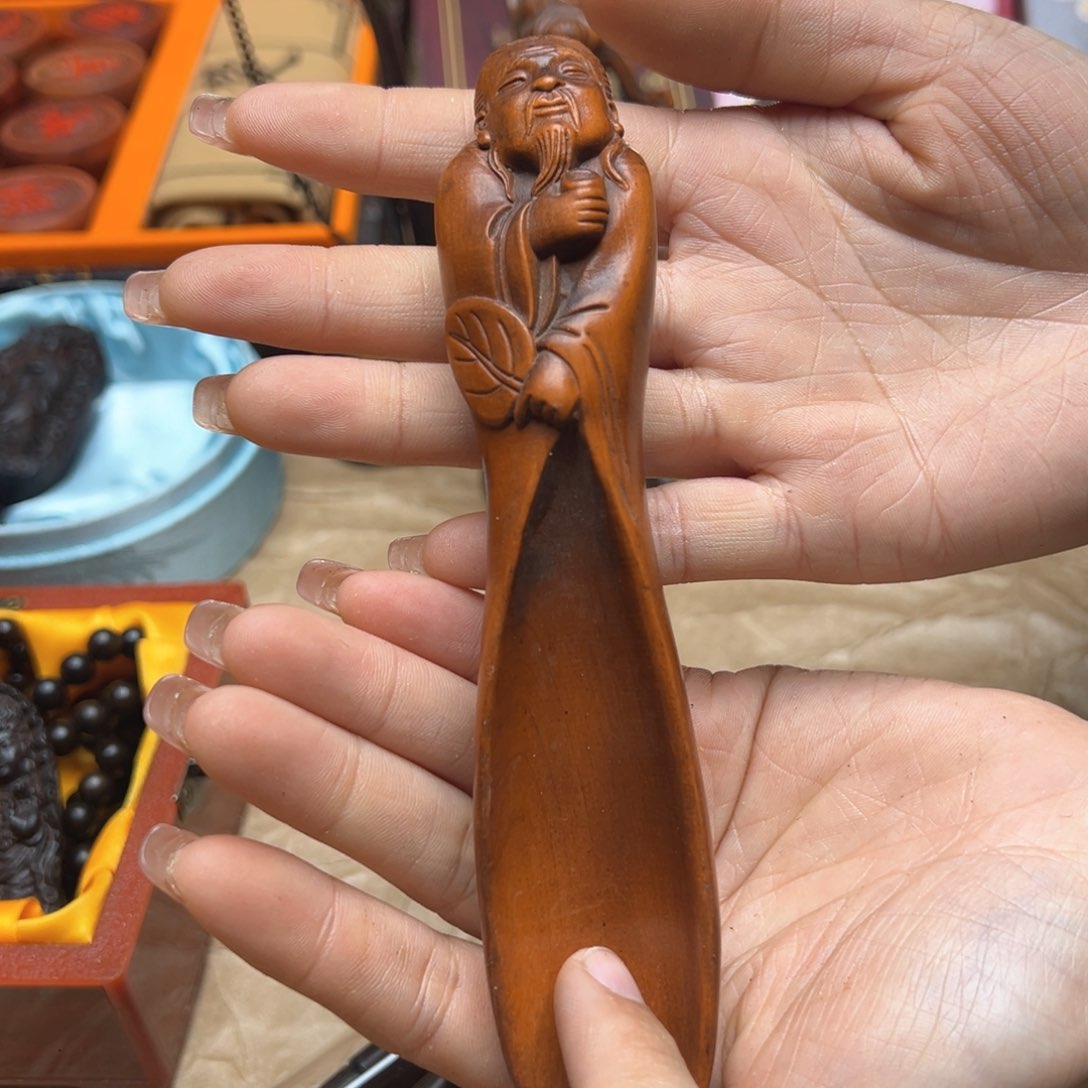 大叶紫檀（黑酸枝木类）
