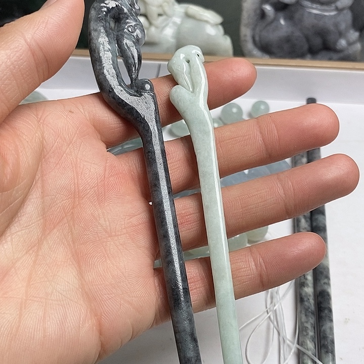 翡翠未镶嵌颈饰天然翡翠