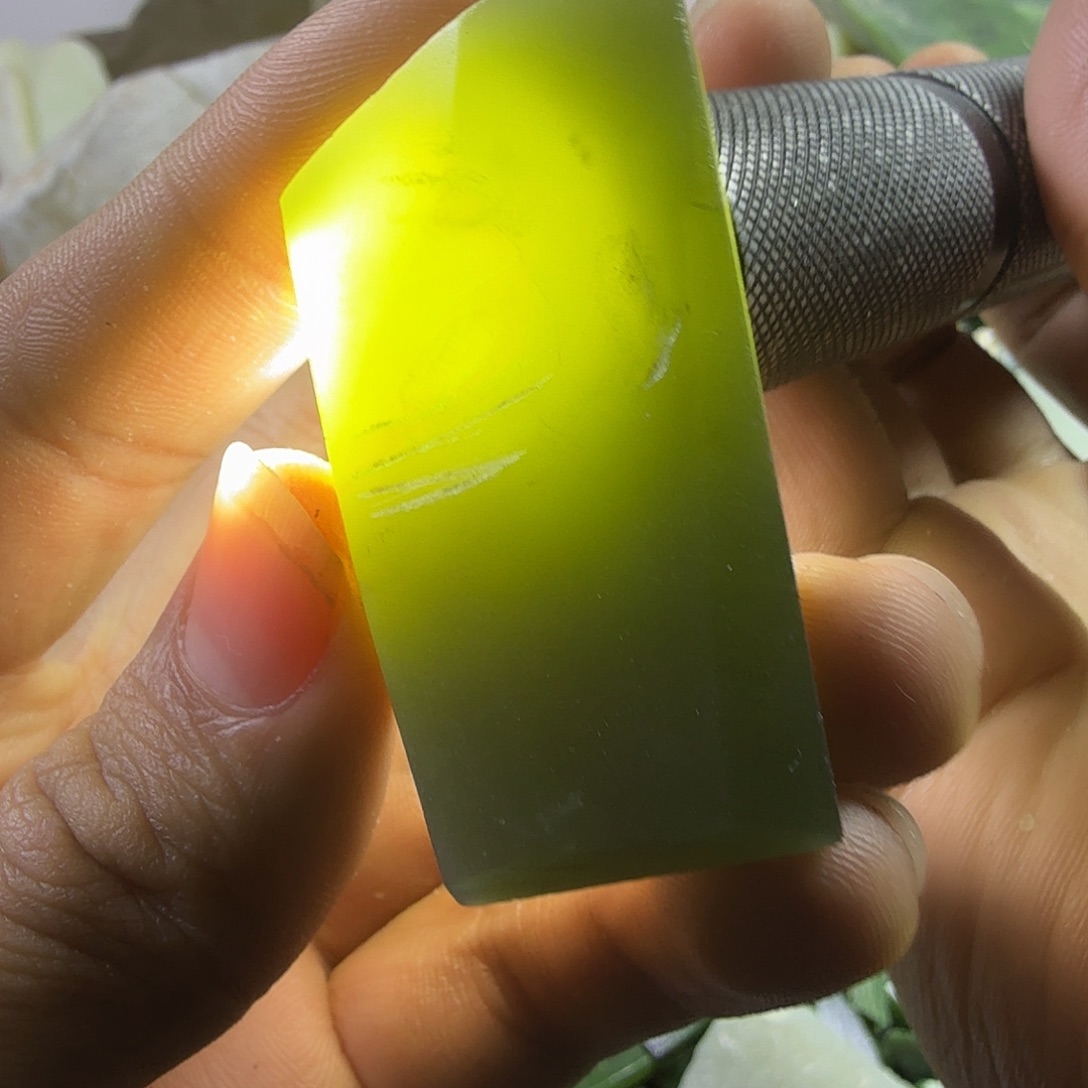 和田玉（糖玉）未镶嵌挂件