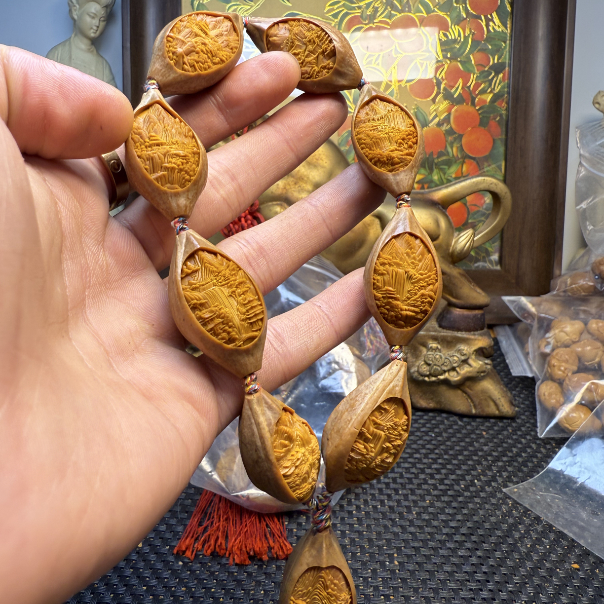 橄榄核雕超精工风景手串