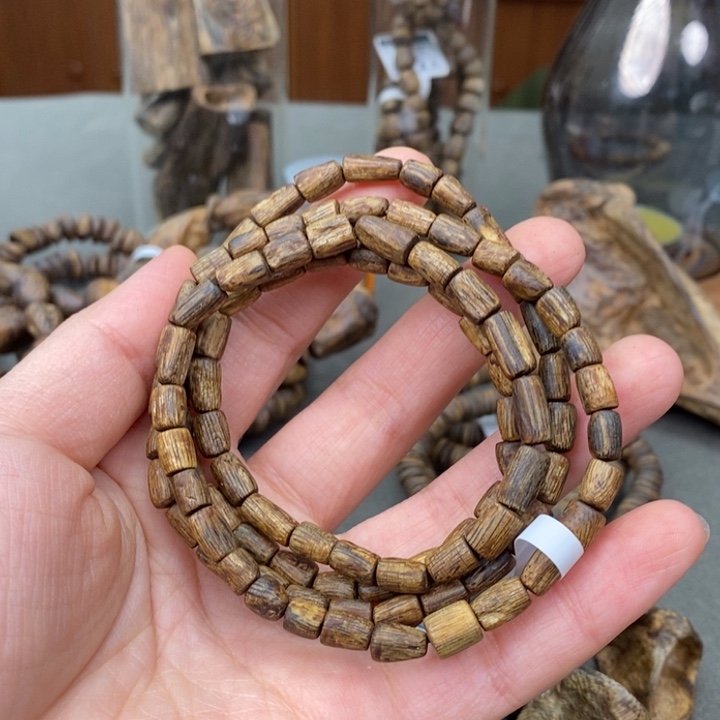 沉香手串奇楠沉香随型多圈6mm12+