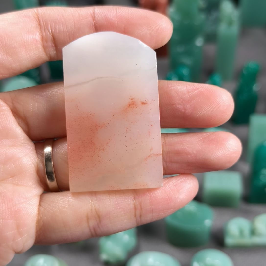 昌化石印石水洞桃花牌子