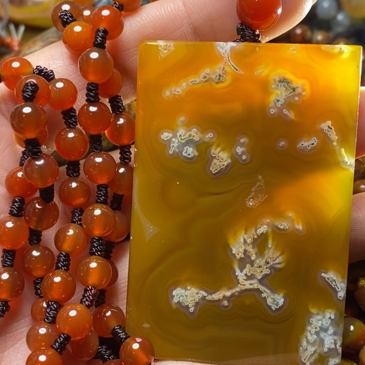 玛瑙/玉髓颈饰未镶嵌