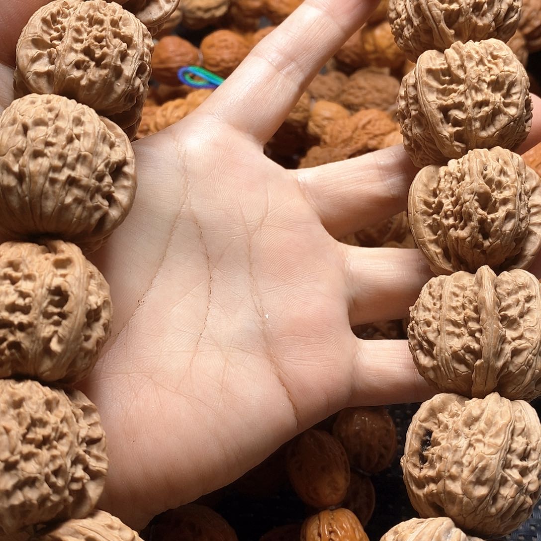 文玩核桃手串白狮子手持