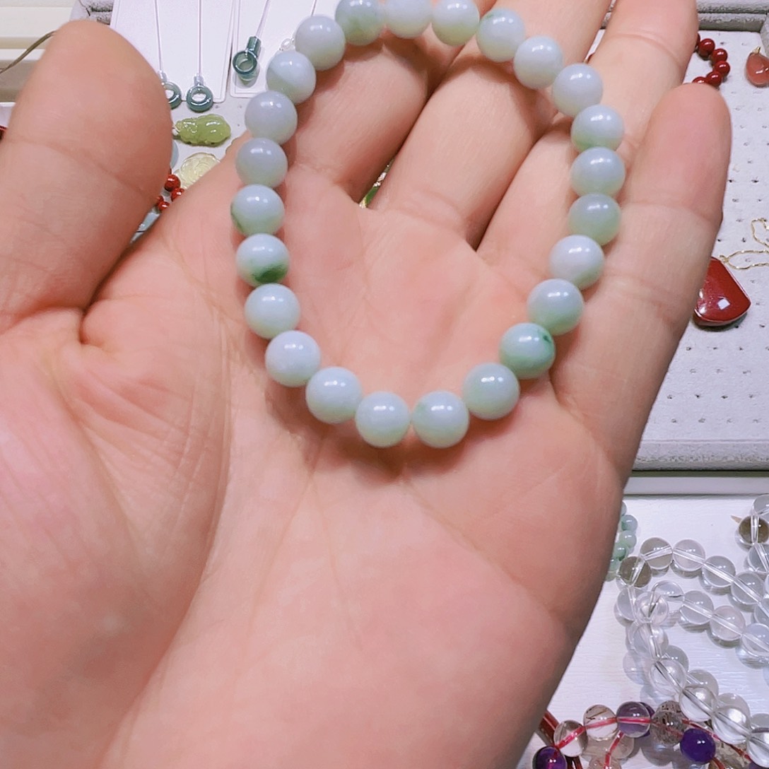 翡翠手串未镶嵌卡7