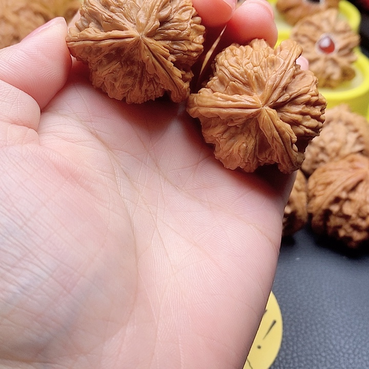 南***i恭喜大哥喜提爱核