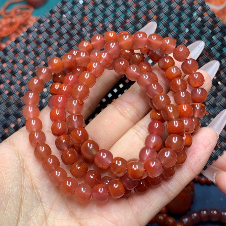 南红玛瑙手串未镶嵌7mm