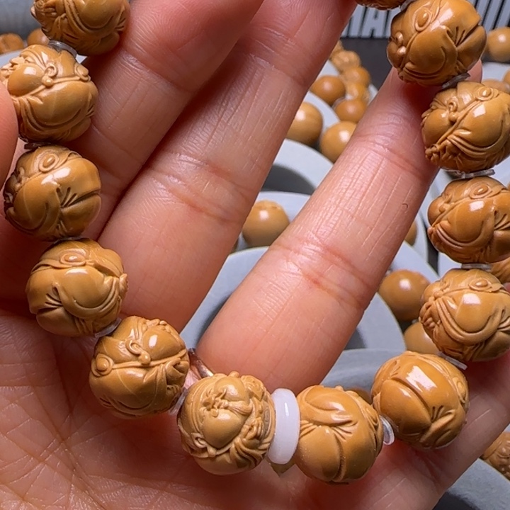 猴头核桃手串猴头