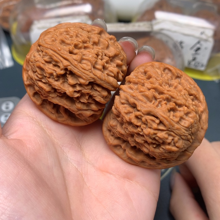 文玩核桃把件47-33981-0