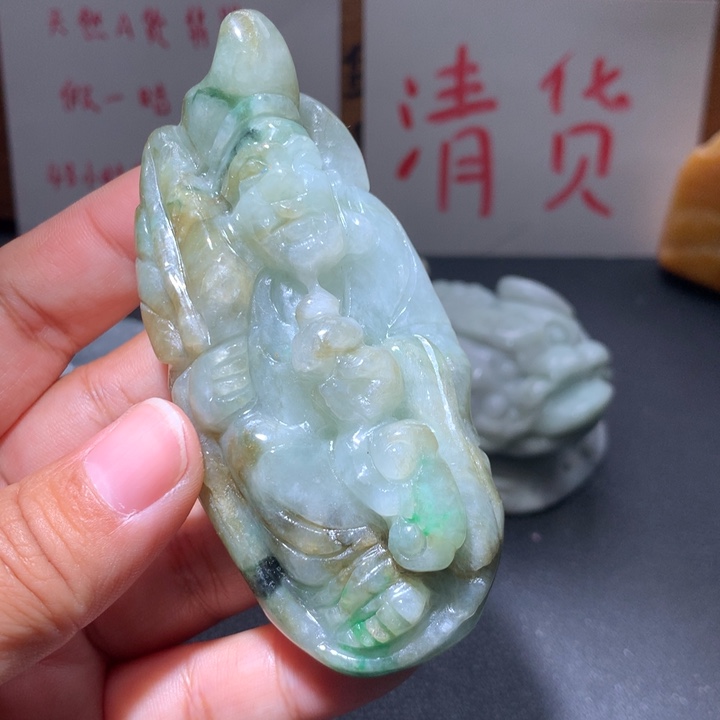 翡翠未镶嵌颈饰保真天然A货翡翠