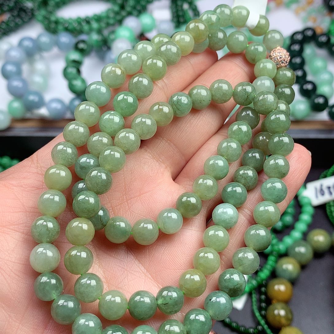 翡翠颈饰未镶嵌项链