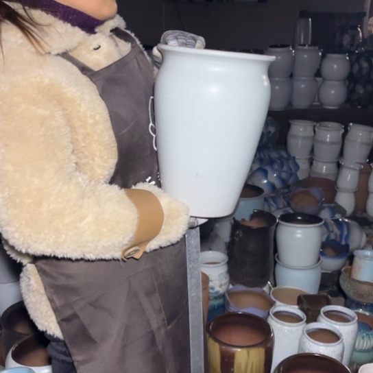 红陶口20高27瑕疵