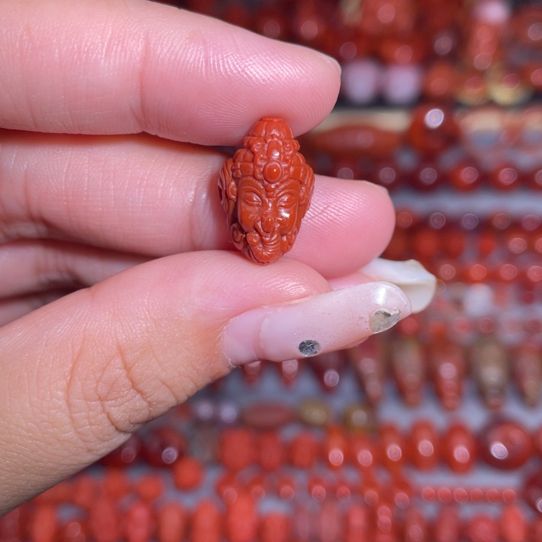 南红玛瑙未镶嵌象神三通