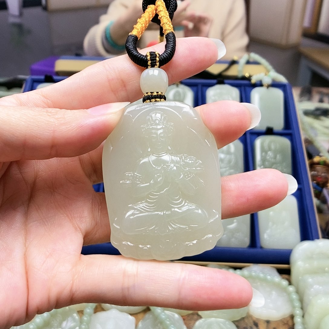 和田玉颈饰未镶嵌s