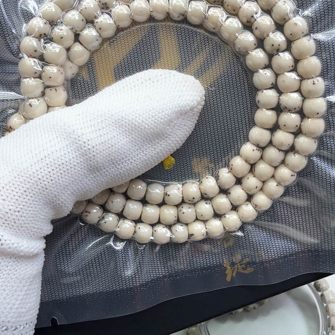 星月菩提吊坠6骨瓷白6左右108河豚