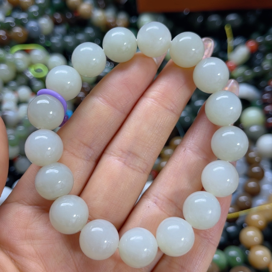 手串未镶嵌和田玉