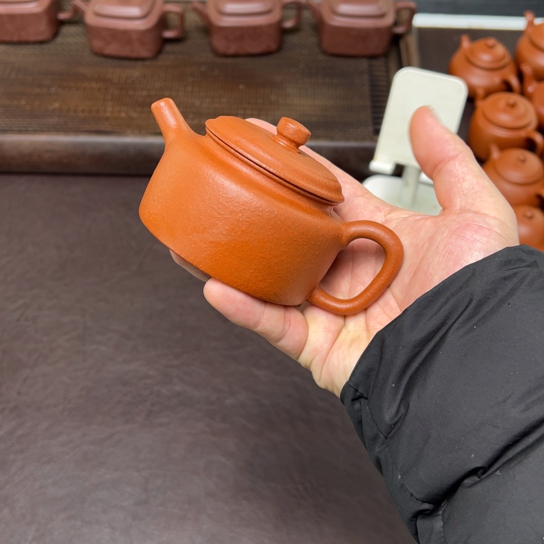 紫砂茶壶汽修厂和机械设备