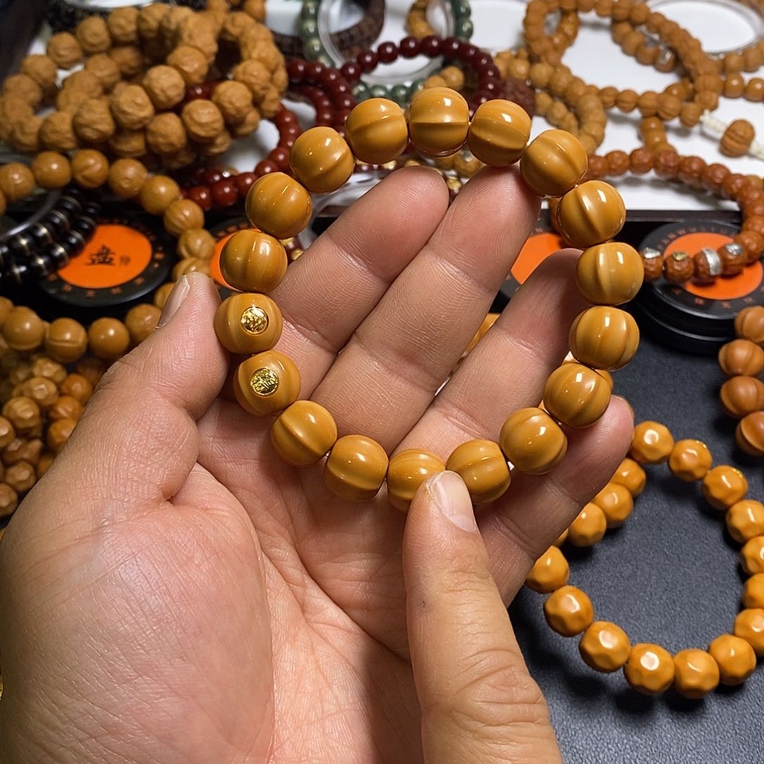 猴头核桃手串鲨鱼鳍双标9号