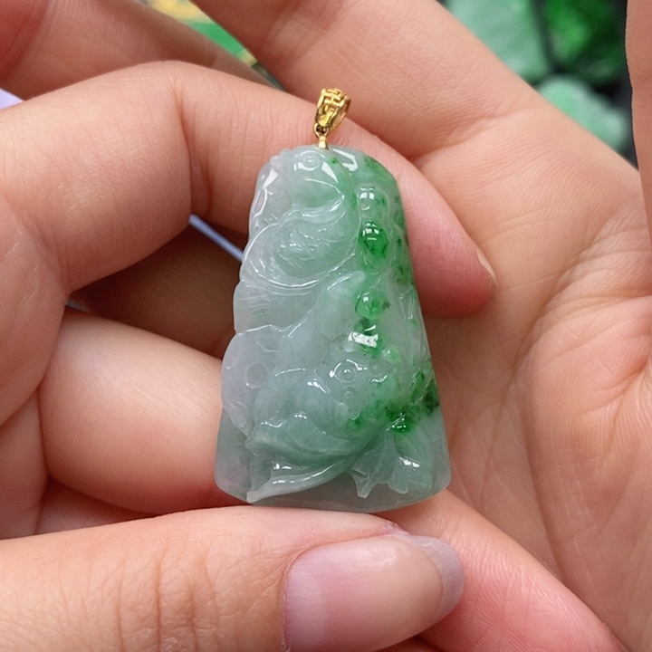 翡翠颈饰未镶嵌吊坠