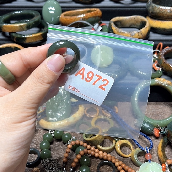 和田玉手串未镶嵌༽****