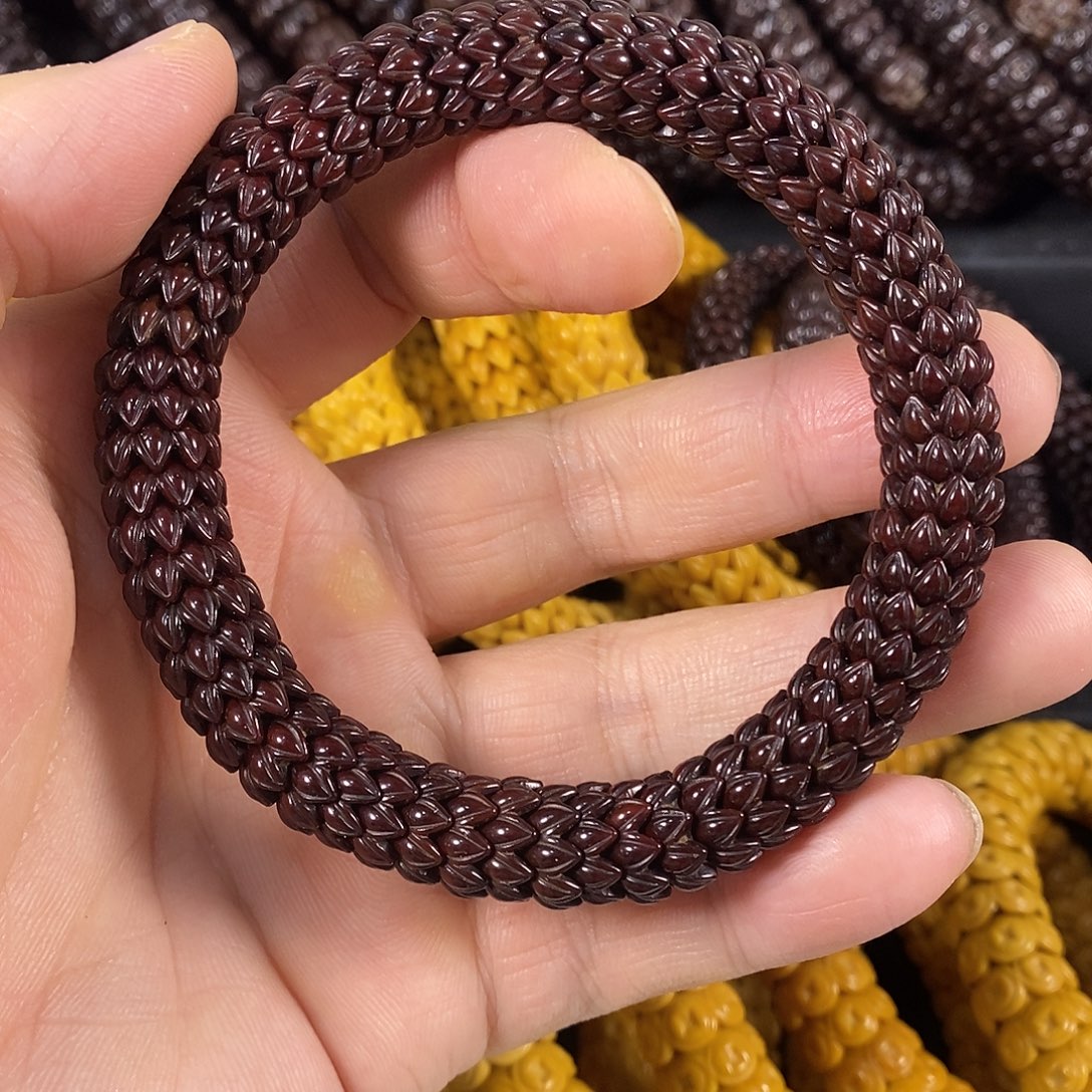 紫金鼠手串包浆莲花11