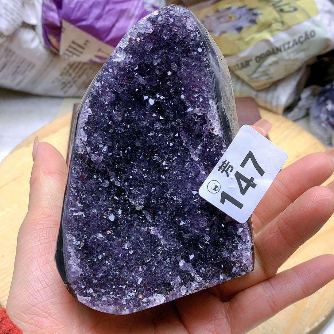 紫晶大型摆件（非配饰）未镶嵌