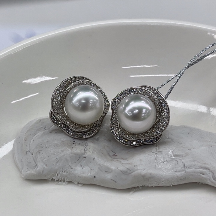银S925镶嵌耳饰海水珍珠8-9