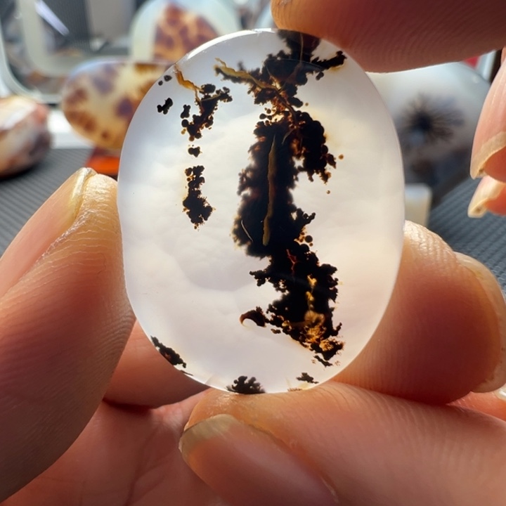 未镶嵌玛瑙/玉髓珠宝奇石