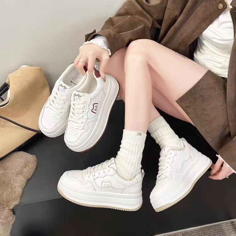 网红百搭增高小白鞋女2025新款春季大头厚底松糕休闲板鞋5235