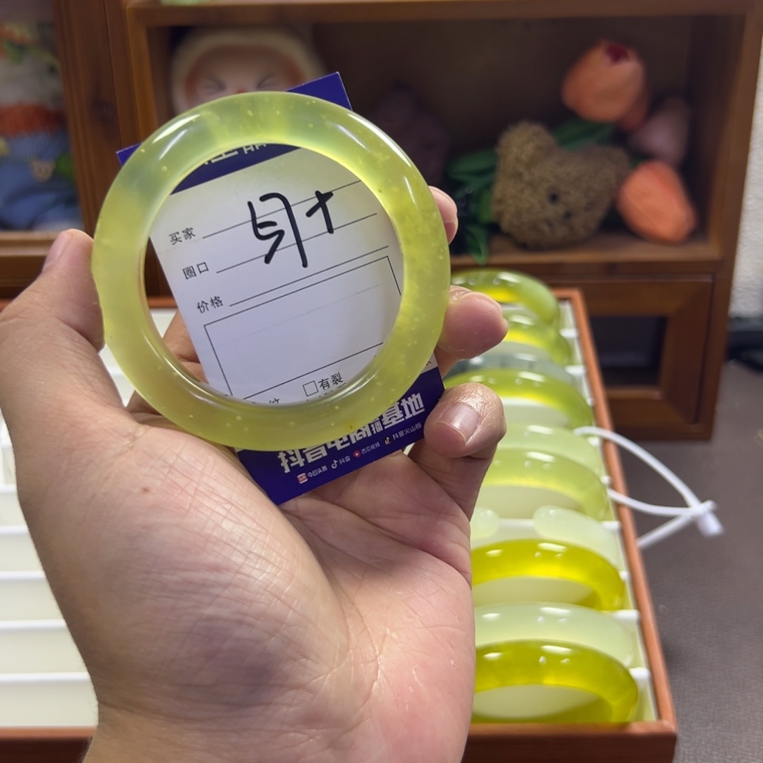 蛇纹石玉未镶嵌手镯346