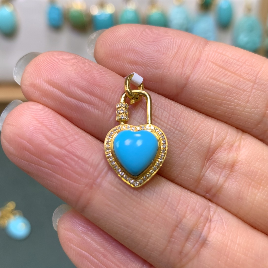 绿松石挂件18K金镶嵌