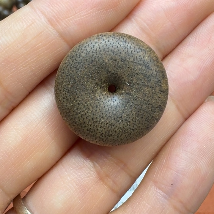 大叶紫檀（黑酸枝木类）