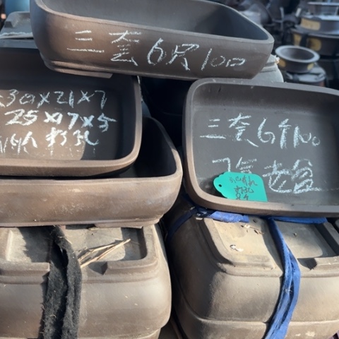 100-8。    微瑕。    