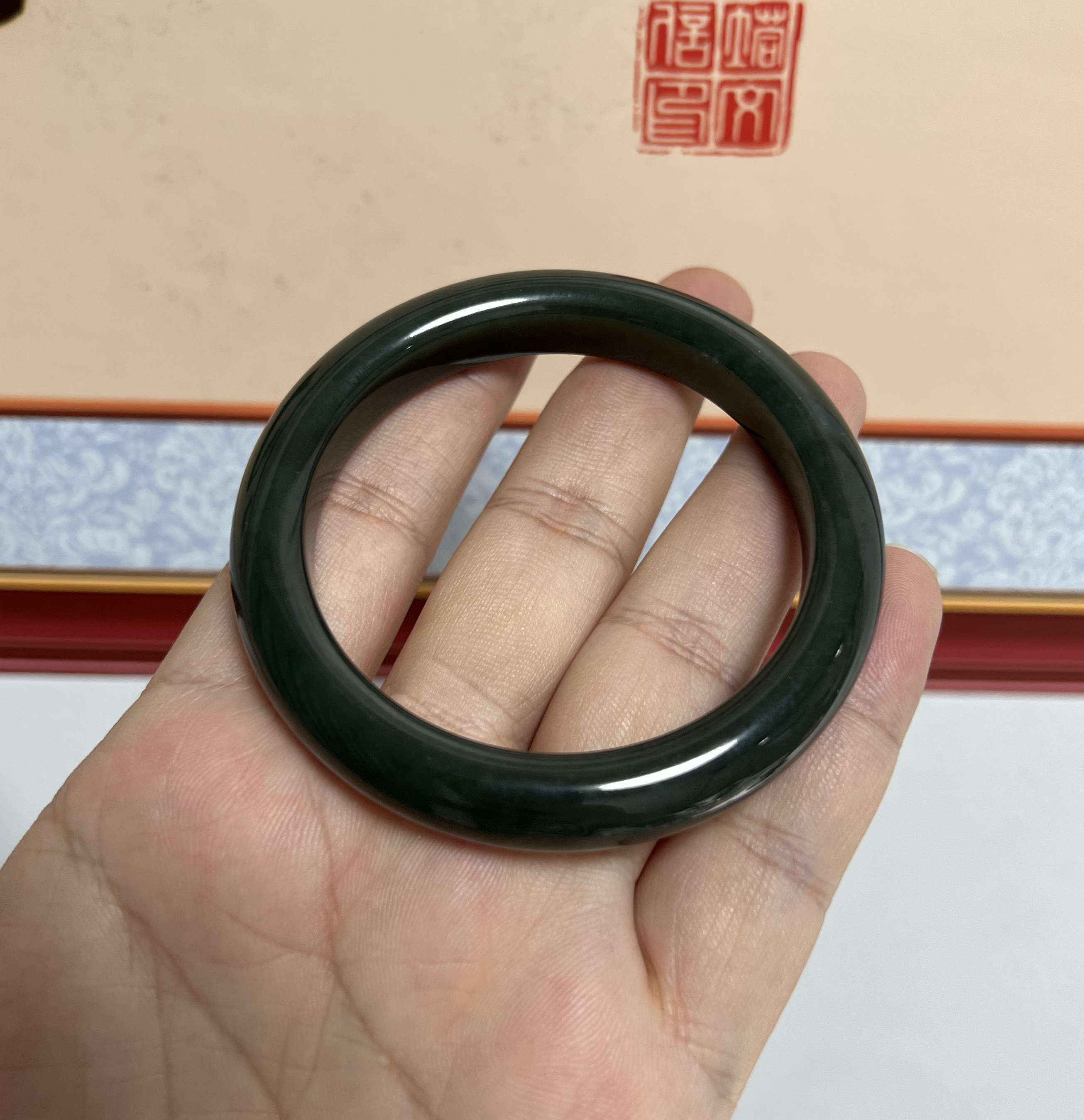 新疆和田玉且末蓝圆条贵妃美人条带证书