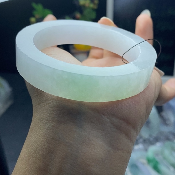 定制翡翠翡翠手镯未镶嵌