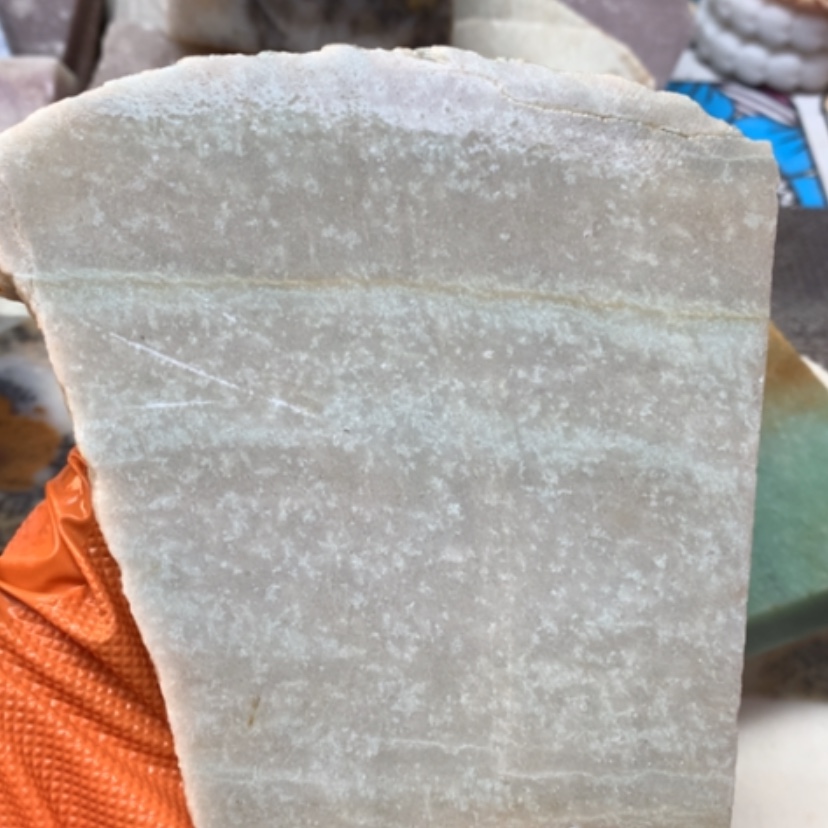 【闪购商品】未镶嵌手镯石英岩玉蓝冰