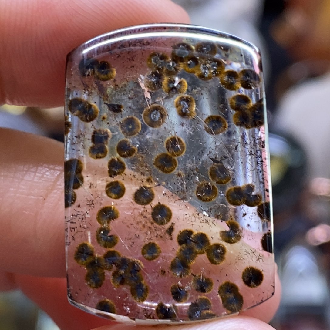 未镶嵌水晶珠宝半成品